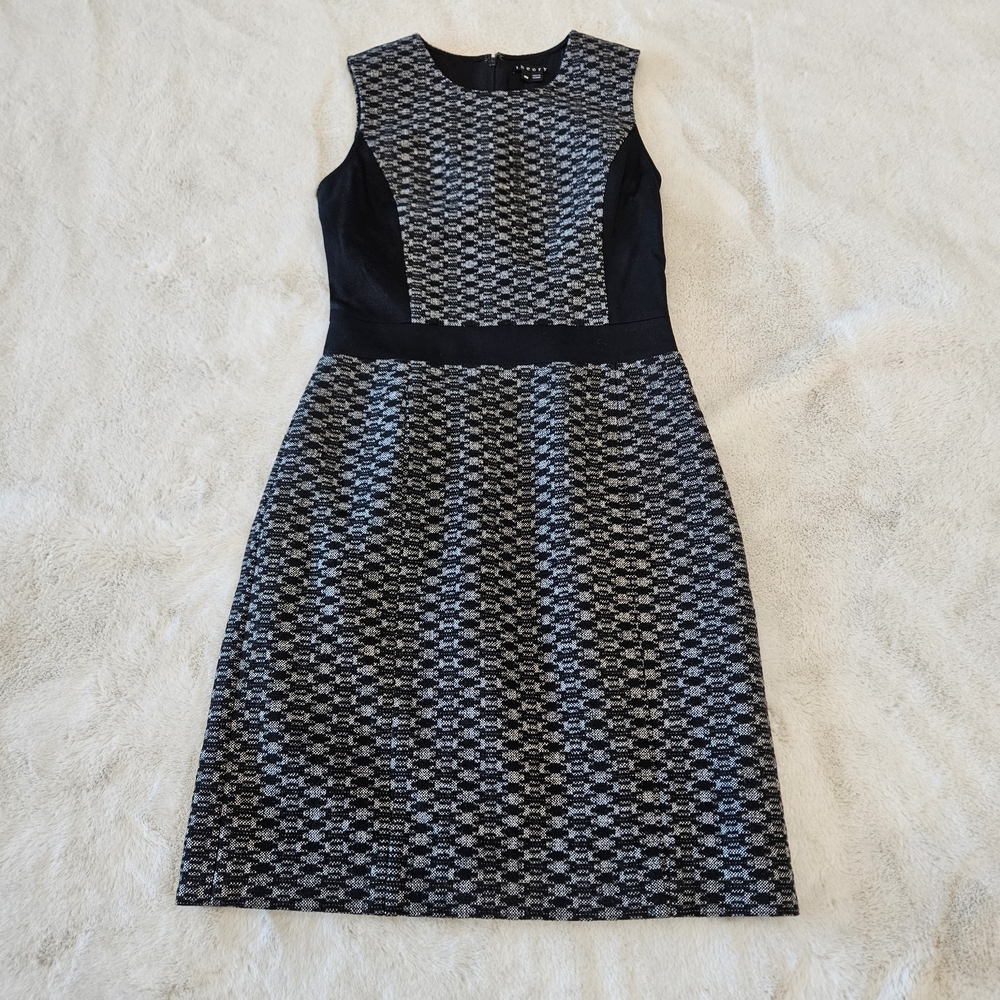 Theory Black and Gray Patterned Dress Business Casual Work Wear 00